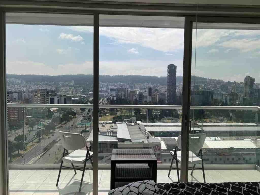 Lovely View Building Heated Pool Gym Turco Wifi Quito